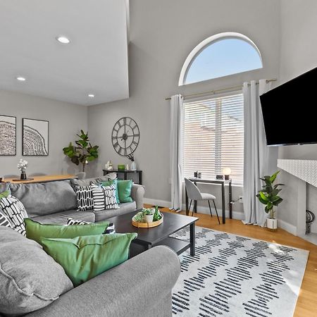 West End Whimsy | Jz Vacation Rentals Tower Grove Екстер'єр фото