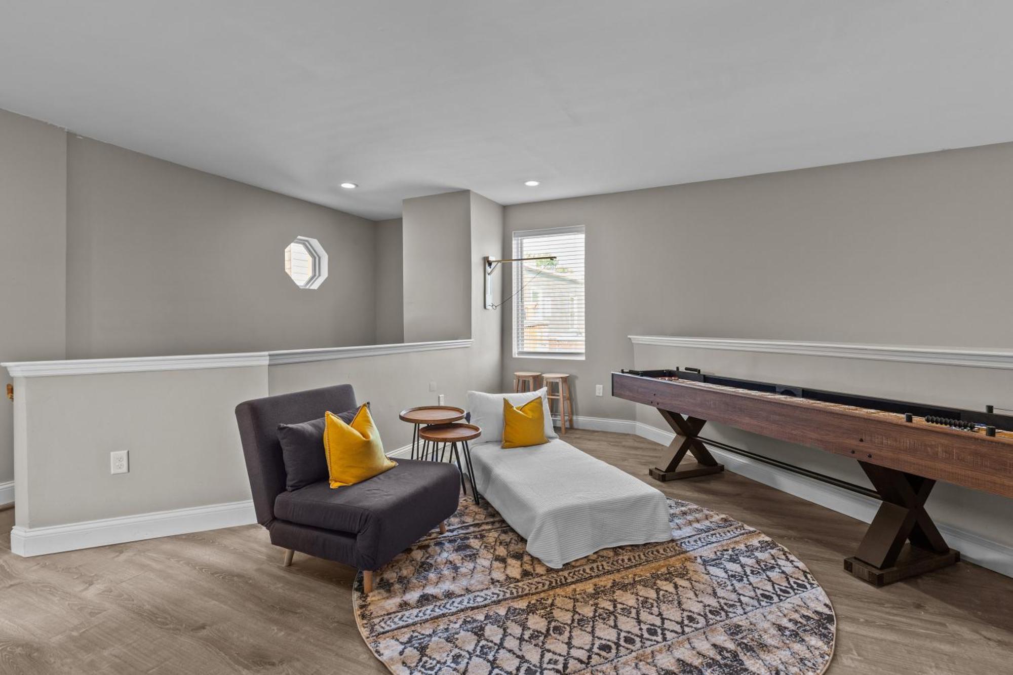 West End Whimsy | Jz Vacation Rentals Tower Grove Екстер'єр фото