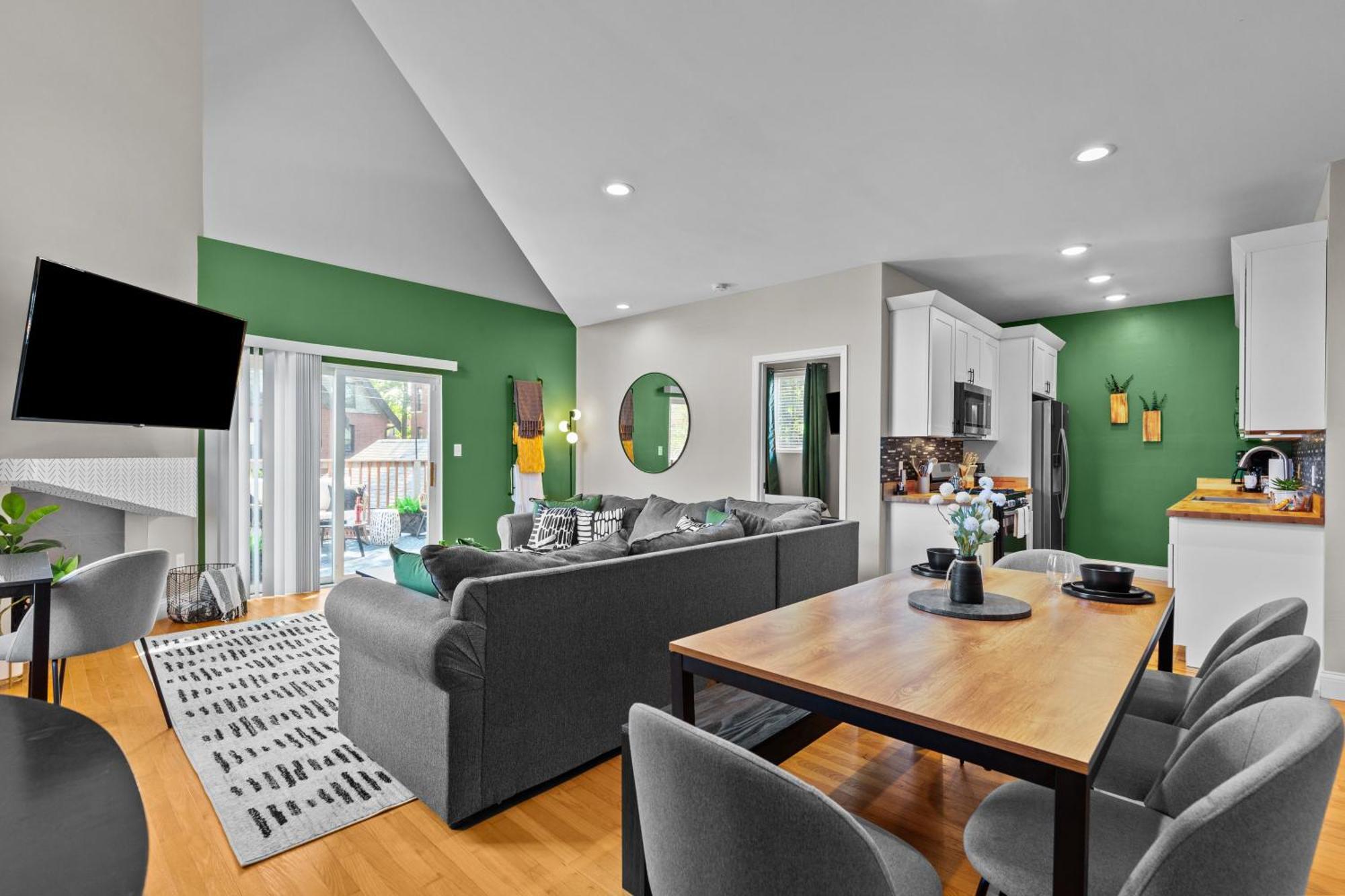 West End Whimsy | Jz Vacation Rentals Tower Grove Екстер'єр фото