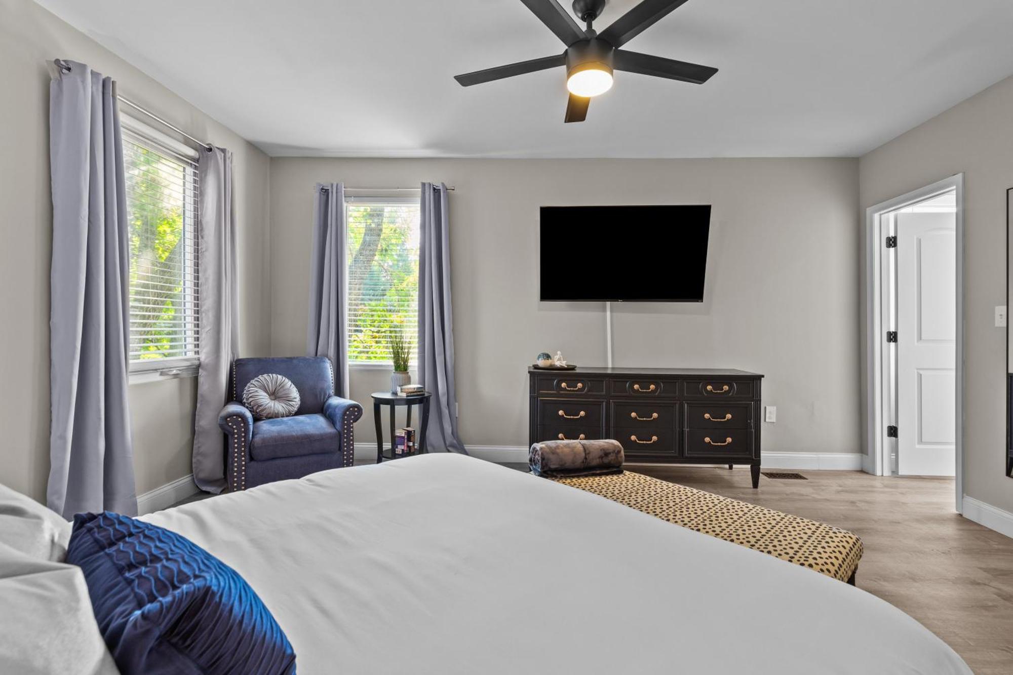 West End Whimsy | Jz Vacation Rentals Tower Grove Екстер'єр фото