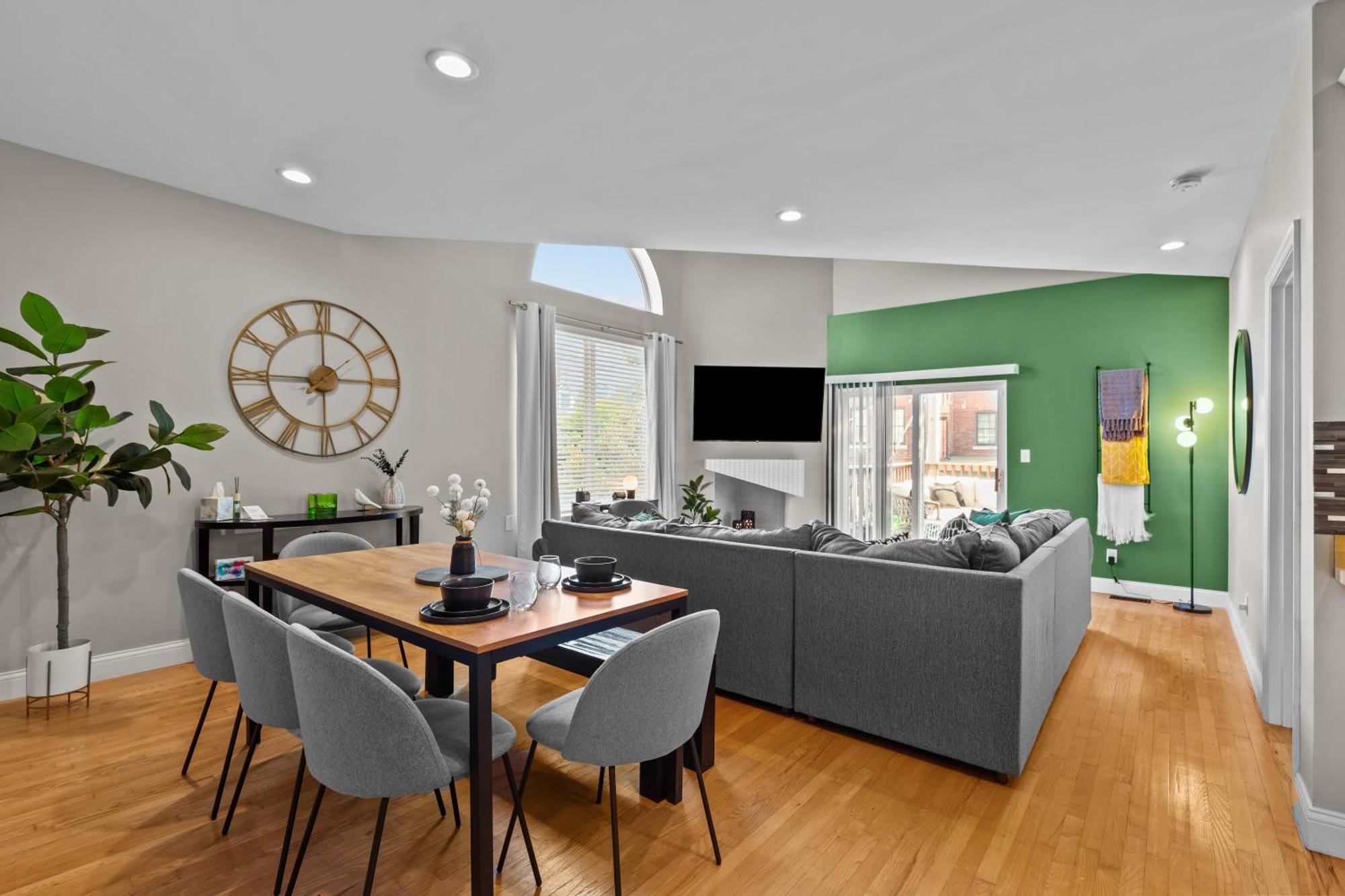 West End Whimsy | Jz Vacation Rentals Tower Grove Екстер'єр фото